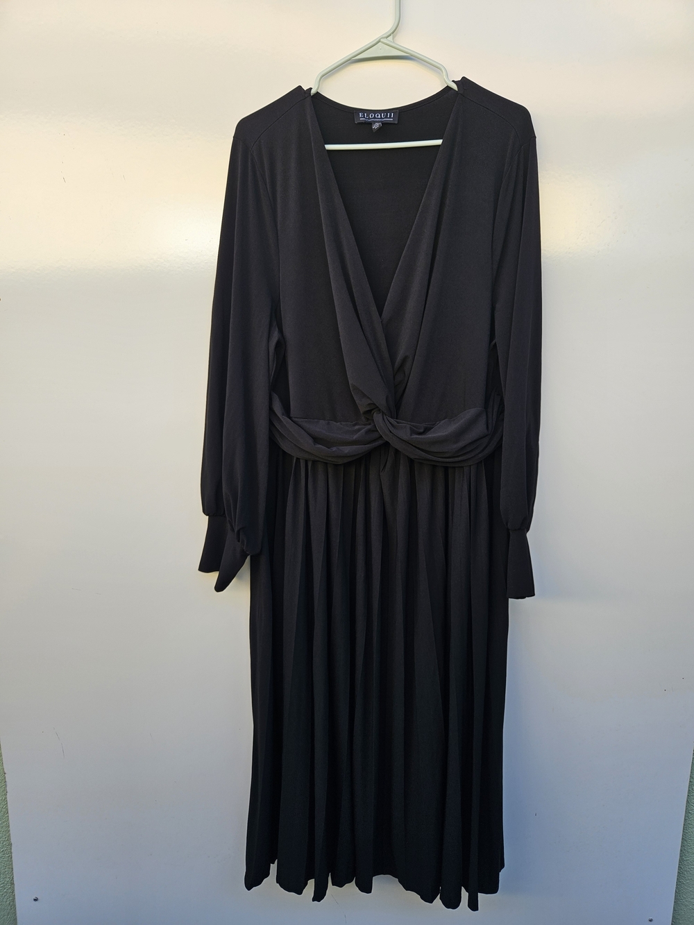 Eloquii Black Long-Sleeve Twist-Front Midi Dress
